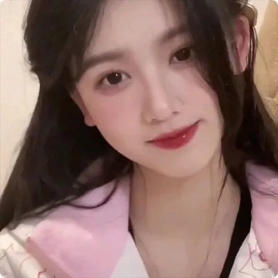 校草是女生